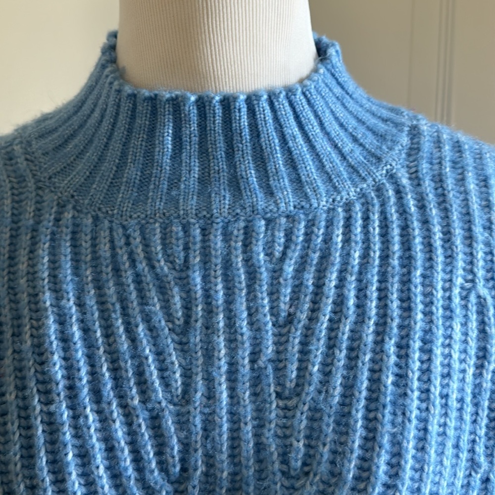 Sweater - Picture 2 of 5